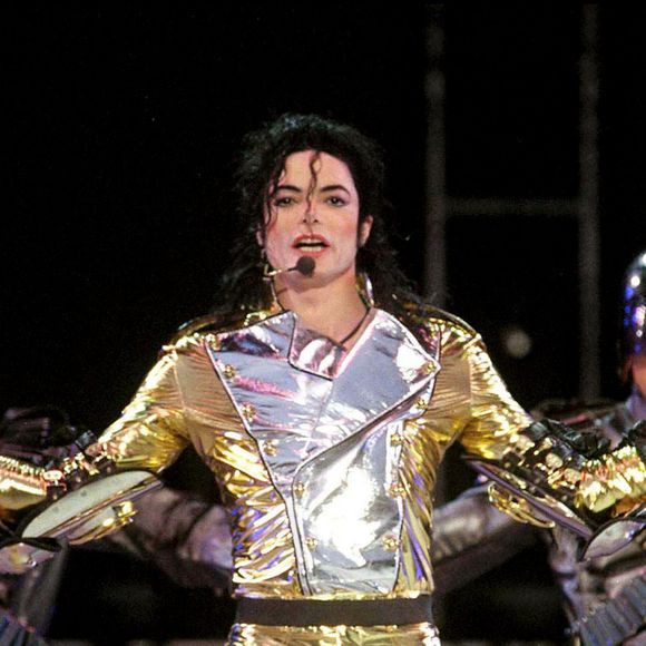 Michael Jackson a marqué l'histoire de la musique. 

Michael Jackson en concert à Londres au Don Valley Stadium pour le World History Tour. 

ALPHA AGENCY / BESTIMAGE