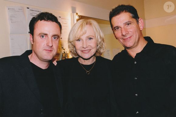Archives - Portrait de MICHELE TORR SON FILS ET SON MARI JEAN-PIERRE MURZELLI (NOVEMBRE 2002)