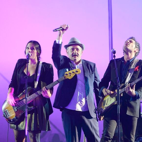 Anna, Louis, Joseph et Matthieu Chedid - Cérémonie des 31 èmes Victoires de la Musique au Zénith de Paris le 12 février 2016
© Guirec Coadic / Bestimage