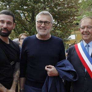 Exclusif - Hugo Manos et Laurent Ruquier, Patrick Ollier - Inauguration de la place Line Renaud a Rueil-Malmaison le 22 Juin 2024.
© Jlppa / Bestimage