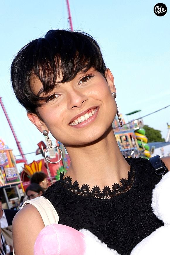 Ève Gilles (Miss France 2024) - Inauguration de la Foire du Trône 2025 à Paris le 4 avril 2025. © Cédric Perrin/Bestimage