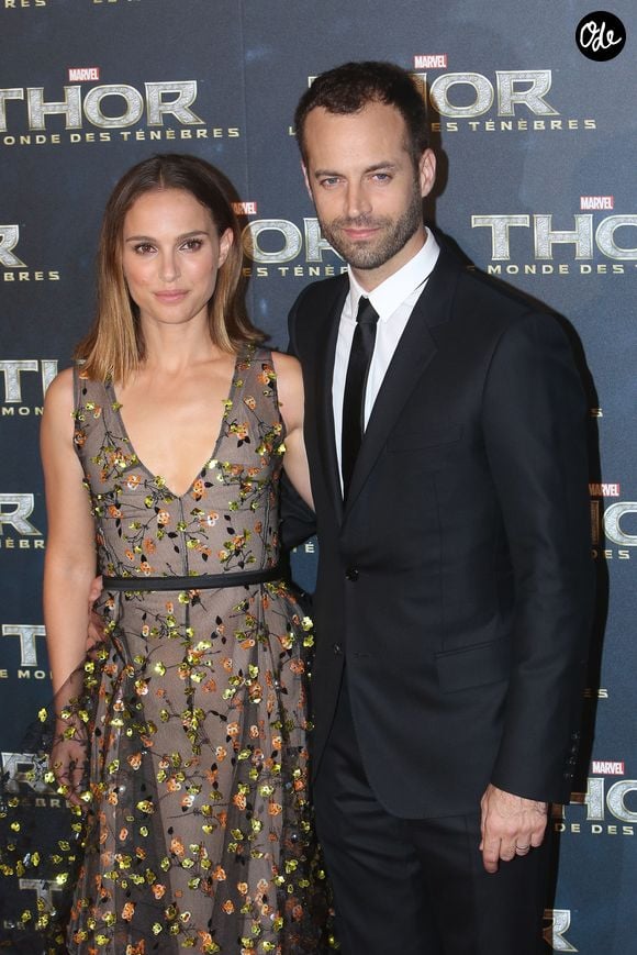 Natalie Portman et Benjamin Millepied à l'avant-première de "Thor: le monde des ténèbres" au Grand Rex à Paris, le 23 octobre 2013.

© Veeren -Christophe Clovis / Bestimage