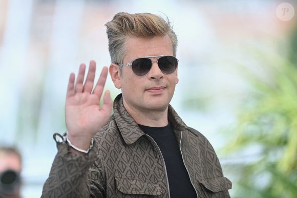 Benjamin Biolay assiste au photocall du jury de la section "Un certain regard" lors de la 75e édition du festival de Cannes au Palais des Festivals le 18 mai 2022 à Cannes, France. Photo by Franck Castel/ABACAPRESS.COM