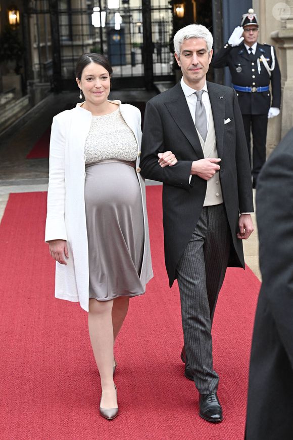 La princesse Alexandra de Luxembourg et le prince Louis Xavier Marie Guillaume de Luxembourg arrivent à la cérémonie d'abdication du grand-duc Henri de Luxembourg au palais grand-ducal de Luxembourg, le 3 octobre 2025. Le Luxembourg intronisera un nouveau souverain aujourd'hui, le prince Guillaume devant succéder à son père, le grand-duc Henri, qui abdiquera officiellement le même jour, mettant fin à un règne de 25 ans. Photo par David Niviere/ABACAPRESS.COM