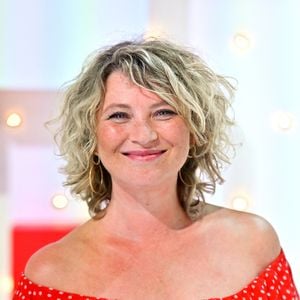 Exclusif - Cécile Bois - Enregistrement de l'émission "Vivement Dimanche prochain", présentée par M.Drucker et qui sera diffusée le 5 septembre sur France 2
© Guillaume Gaffiot / Bestimage