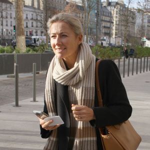 Anne-Sophie Lapix à la sortie des studios de RTL à Neuilly-sur-Seine, le 18 décembre 2025.
© Jonathan Rebboah / Bestimage