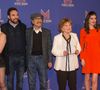 Au cœur de cette grande fête celte, le public aura notamment le bonheur de retrouver l'incontournable Gérard Hernandez, dans le costume de l'émouvant Raymond.

Anne-Elisabeth Blateau, David Mora, Gérard Hernandez, Marion Game, guest, Grégoire Bonnet lors du photocall de la cérémonie de clôture du festival Series Mania 2019 à Lille le 30 mars 2019.

© Stéphane Vansteenkiste / Bestimage