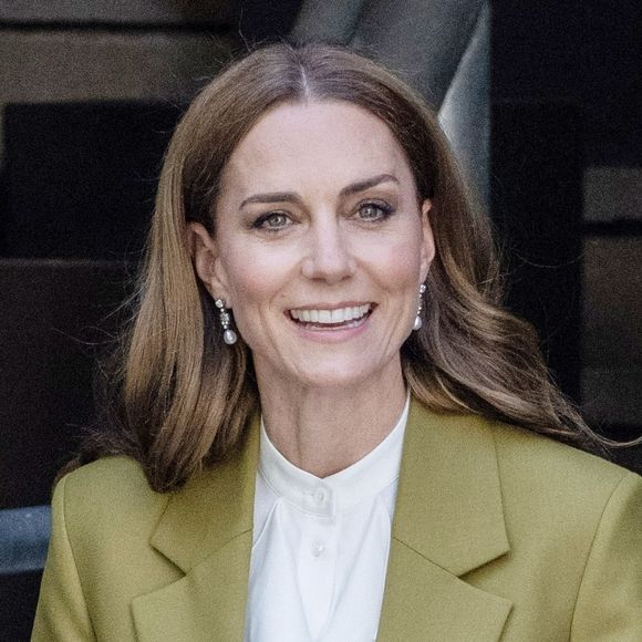 Kate Middleton a remis un prix 

Kate Middleton (princesse de Galles) a remis le prix Queen Elizabeth II Award for British Design au British Fashion Council à Londres  Backgrid UK/ Bestimage