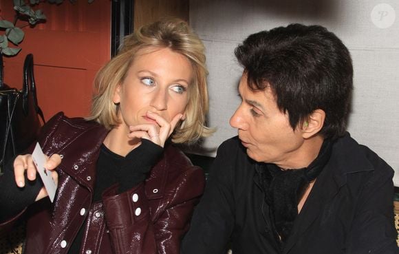 Exclusif - Jean-Luc Lahaye et sa compagne Paola - Soirée "Only on live on" au restaurant Mamamia à Paris le 17 avril 2024. © Philippe Baldini/Bestimage