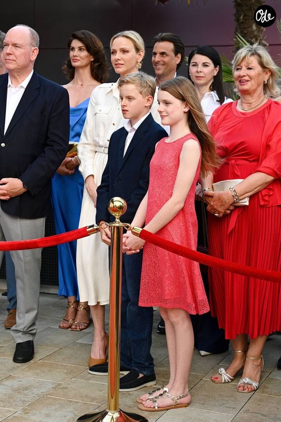 Le prince Albert II de Monaco, la princesse Charlène de Monaco, la princesse Gabriella de Monaco, comtesse de Carladès, et le prince Jacques de Monaco, marquis des Baux, assistent à l’inauguration de l’espace thématique consacré à la Principauté de Monaco à Europa-Park, à Rust, en Allemagne, le 29 juin 2026. © Dana Press/Bestimage