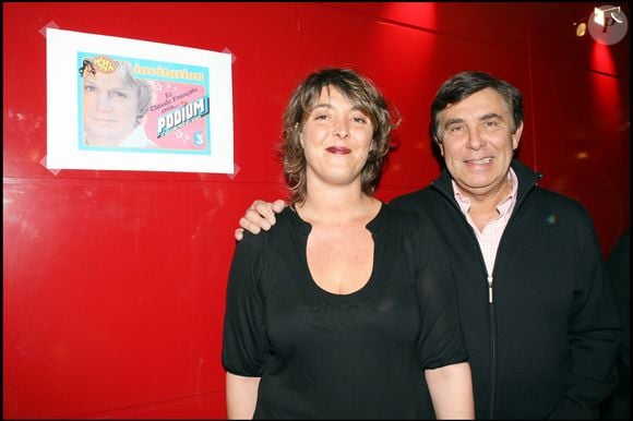 Jean-Pierre Foucault et sa fille Virginie - Avant-première de "Et Claude François créa Podium" à Paris le 6 mars 2007 COADIC GUIREC / BESTIMAGE
