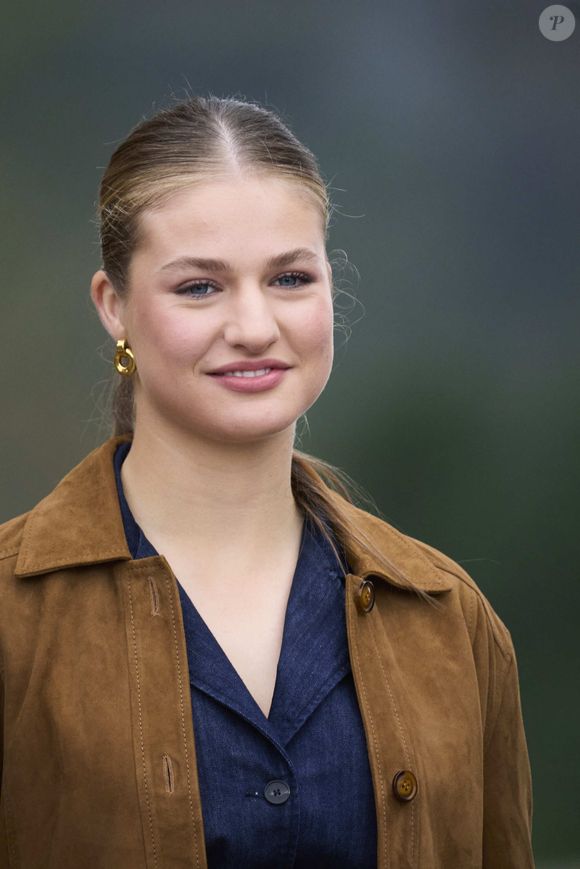 Le roi Felipe VI et la reine Letizia d'Espagne, La princesse Leonor, L'infante Sofia d'Espagne visitent Valdesoto, récompensé du Prix de la Ville Exemplaire des Asturies 2025, le 25 octobre 2025.
LALO YASKY / BESTIMAGE