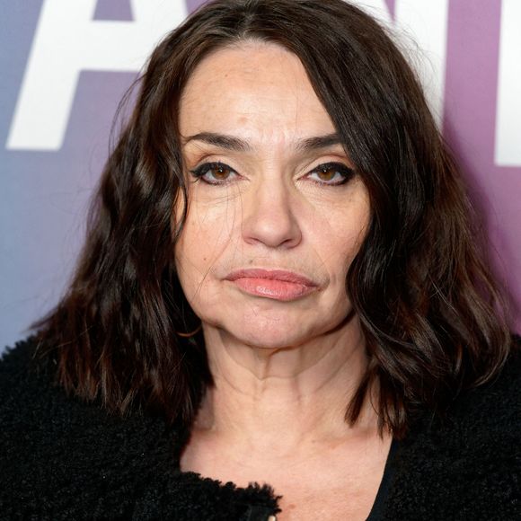 En conflit avec ses parents, l’actrice, ancienne compagne de JoeyStarr, a raconté avoir tenté de les empoisonner, comme elle l’a expliqué au micro du journaliste

Exclusif - Béatrice Dalle - Photocall du film "La passion selon Béatrice" lors du 30ème festival du film francophone, Cinemania, à Montréal
© Sylvain Lefevre / Bestimage