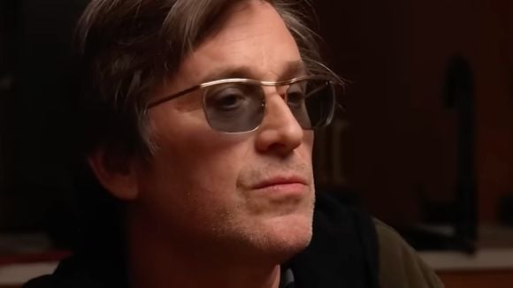 Thomas Dutronc mis à l'honneur dans le podcast "Coloscopie" de Laurent Baffie dévoilé sur YouTube.