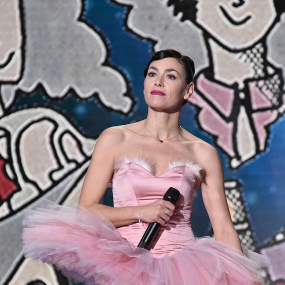 Olivia Ruiz, comédie musicale " le Soldat Rose " lors de la 31e édition du Téléthon, le plus grand événement annuel de collecte de fonds en France avec 30 heures de transmission télévisée en direct, le 8 décembre 2017 au Pavillon Baltard, Nogent-Sur-Marne, France. Photo by Vincent GRAMAIN / ABACAPRESS.COM