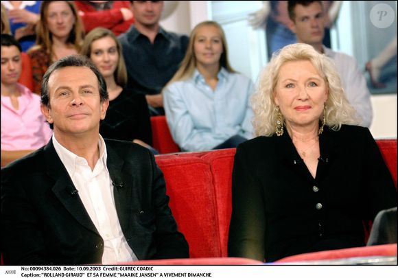 Maaike Jansen et Roland Giraud sur le plateau de "Vivement dimanche"
©COADIC GUIREC / BESTIMAGE