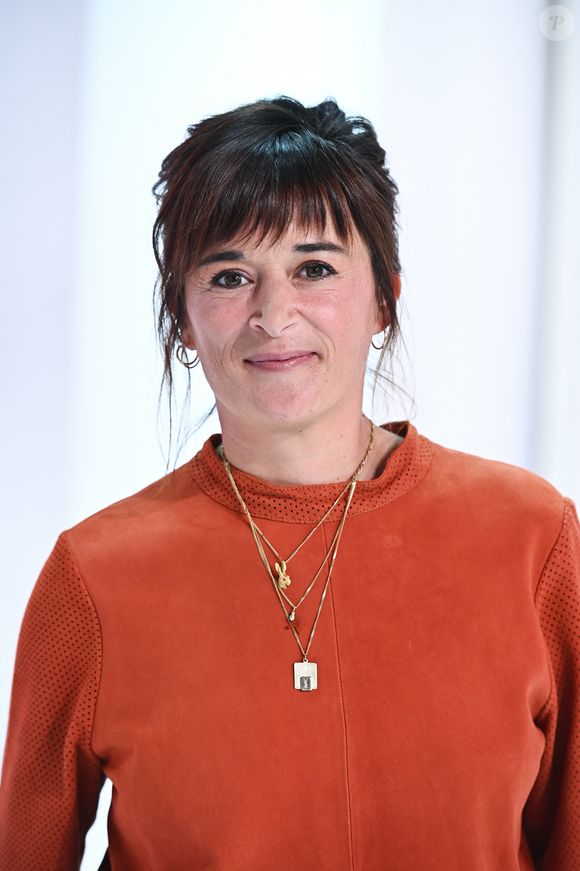 Un sujet qu'elle abordait déjà pour "Télé Star" en octobre 2022.

Exclusif - Beatrice De La Boulaye - Enregistrement de l'émission "Vivement Dimanche" au Studio Gabriel, présentée par M.Drucker. Guillaume Gaffiot/Bestimage