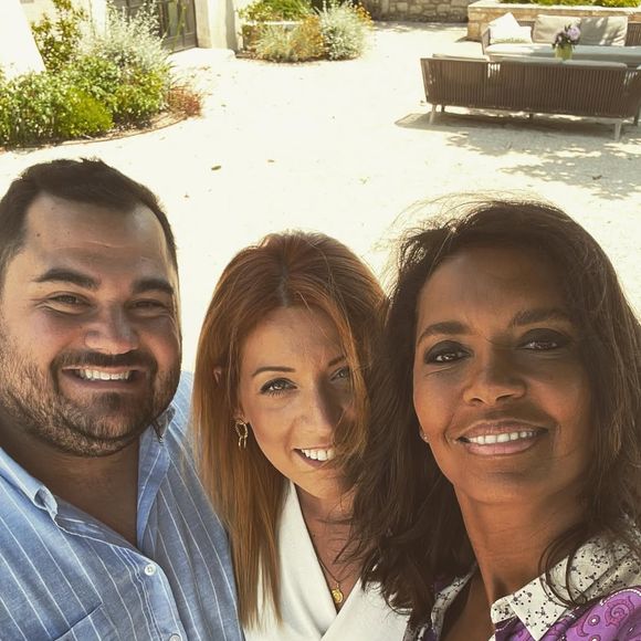 Ils l'ont annoncé sur leur compte Instagram ce 4 mai 2025

Guillaume et Noémie de L'amour est dans le pré saison 17 avec Karine Le Marchand ©Guillaume et Noémie