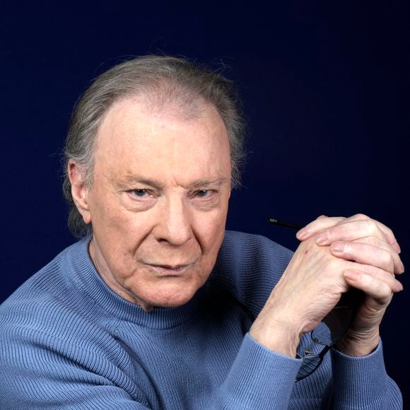 Herbert Leonard posant lors d'une séance photo à Paris, France, le 15 février 2023. VIM/ABACAPRESS.COM