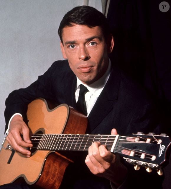 L’auteur, compositeur et interprète belge Jacques Brel est mort il y a quarante-sept ans à l'âge de 49 ans, des suites d’une embolie pulmonaire. L'artiste souffrait d'un cancer du poumon...


Jacques Brel. Photo Alamy/Abaca
