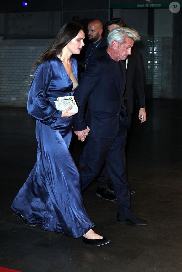 Valeria Nicov et Sean Penn - Photocall de la cérémonie d'ouverture du 17ème Festival Lumière à la Halle Tony Garnier à Lyon, le 11 octobre 2025. © Dominique Jacovides / Bestimage