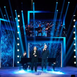 Artiste populaire qui a fait chanter la France entière avec des tubes que tout le monde connaît encore, c’est après avoir été confronté à la maladie qu’il a pris une décision radicale.

Exclusif - Alain Chamfort et Keren Ann lors de l’enregistrement de l’émission “Les stars s’unissent pour le Sidaction” au théâtre Marigny à Paris. L’émission sera diffusée en prime © Guirec-Moreau/ Bestimage