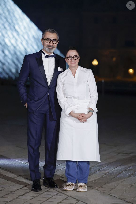 Cette annonce totalement inattendue a provoqué une véritable stupéfaction du côté de la cuisinière étoilée.

David Sinapian, Anne-Sophie Pic - Arrivées au Grand Dîner du Louvre 2026 à Paris pendant la fashion week Prêt à Porter femme automne/hiver 2026-2027 (PFW)
 
© Olivier Borde / Bestimage