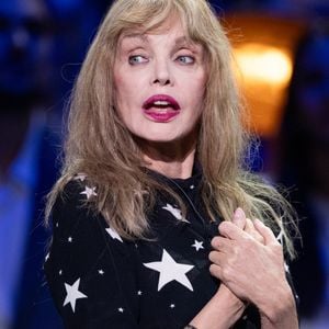 Exclusif - Arielle Dombasle lors de l'enregistrement de l'émission "La Boîte à secrets", présentée par F.Bollaert et diffusée le 16 octobre sur France 3, à Paris, France, le 29 septembre 2026. © Cyril Moreau/Bestimage