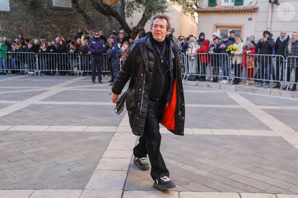 Jean-Luc Reichmann - Arrivées aux obsèques de Brigitte Bardot en l'église Paroissiale Notre-Dame-de-l'Assomption de Saint-Tropez, France, le 7 janvier 2026.   © Jacovides-Moreau/Bestimage