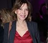 En 2004, lors d'un voyage au Cambodge avec son ex-mari et deux de ses enfants, Tina Kieffer croise la route d'une fillette de 4 ans en pleurs dans un orphelinat qui vient de fermer.

Tina Kieffer - 11ème Édition du Prix de la Femme d’Influence au Musée de l’Homme, Palais de Chaillot à Paris, France, le 03 Décembre 2024. © Bertrand Rindoff / Bestimage