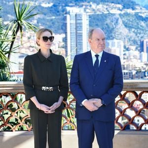 Le prince Albert II de Monaco, sa femme la princesse Charlene et la princesse Caroline de Hanovre ont pu découvrir les travaux d'aménagements réalisés pendant 5 ans au jardin exotique de Monaco avant son ouverture au public le 30 mars.© Bruno Bebert / Bestimage