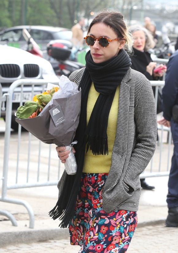 Lolita Séchan lors des obsèques de Véronique Colucci au cimetière communal de Montrouge, le 12 avril 2018. ©Agence / Bestimage