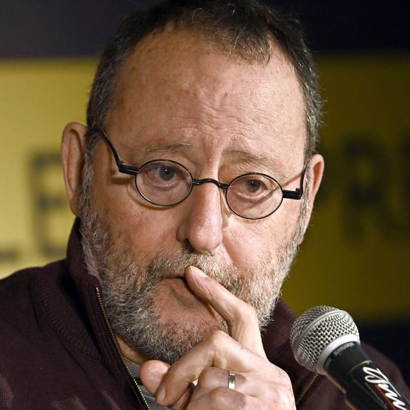 Jean Reno, invité d'honneur du 10ème Festival international du Film de Comédie de Liège, donne une conférence de presse, le 5 novembre 2025. © Photonews / Bestimage
