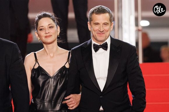 Interrogés en 2023 par Léna Situations sur les histoires d'amour qui peuvent naître entre partenaires de tournage, ils avaient reconnu : "On n'est pas les meilleurs exemples."

Marion Cotillard et Guillaume Canet - Descente des marches du film "Karma" lors du 79ème Festival International du Film de Cannes, le 15 mai 2026. © Jacovides-Moreau / Bestimage