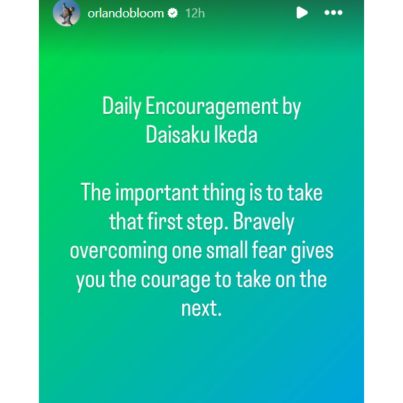 En effet, on peut y lire :  “Chaque jour est un nouveau départ. Ce que nous faisons aujourd'hui est ce qui compte le plus. L’important est de faire le premier pas. Surmonter courageusement une petite peur donne le courage d’affronter la suivante”.