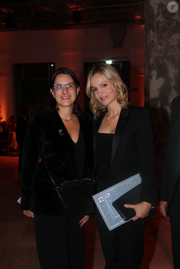 Mardi 14 octobre 2025, Audrey Crespo-Mara a été conviée au 31ème Gala  de l’Espoir organisé au théâtre des Champs-Elysée à Paris, au profit de la recherche contre le cancer. 

Audrey Crespo-Mara, le Dr Manon Allaire -  31ème Gala de l’Espoir donné au profit de la recherche contre le cancer au théâtre des Champs-Elysée à Paris le 14 octobre 2025. © Philippe Baldini/Bestimage
