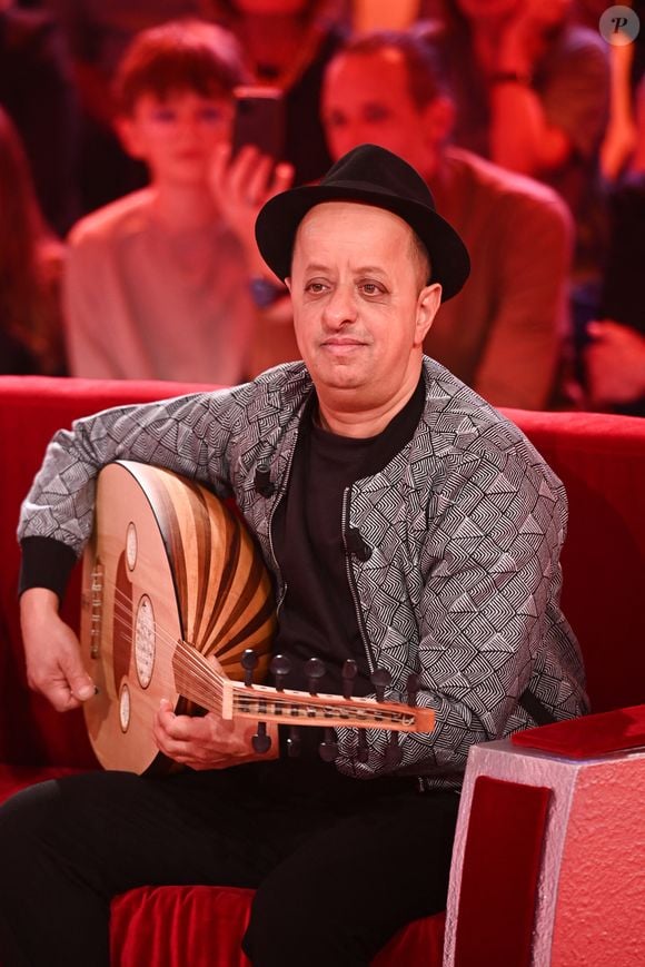 Exclusif - Booder - Enregistrement de l'émission Vivement dimanche au studio Rive gauche , presentée par Michel Drucker . Diffusion sur France 3 le 30 novembre 2025. © Guillaume Gaffiot / Bestimage