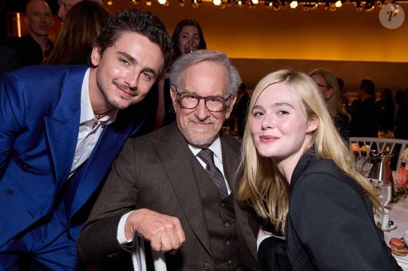 "Nous voulons que cela dure pour toujours" a déclaré le célèbre réalisateur dans une récente conférence donnée au Royaume-Uni. 

Timothée Chalamet, Steven Spielberg et Elle Fanning lors du déjeuner des nominés aux Oscars qui s'est tenu dans la salle de bal internationale du Beverly Hilton le mardi 10 février 2026, Crédit:/A.M.P.A.S. / Avalon