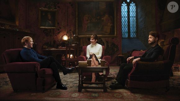 Aujourd’hui, il regarde la saga avec plus de recul et de tendresse.

Images de l'émission spéciale "Harry Potter 20th Anniversary", diffusée le soir du nouvel an. Photo par JLPPA / Bestimage
