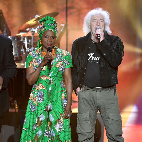 Exclusif - Hugues Auffray et China Moses durant le deuxième jour d'enregistrement de l'émission de télévision "Nice Jazz Festival" au Théâtre de Verdure à Nice, le 25 juillet 2020.© Bruno Bebert / Bestimage