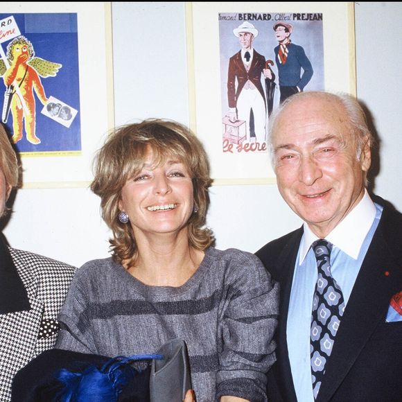 Gérard Lanvin et sa femme Jennifer après la générale de la pièce de théâtre Pièces détachées en 1989.

AGENCE / BESTIMAGE