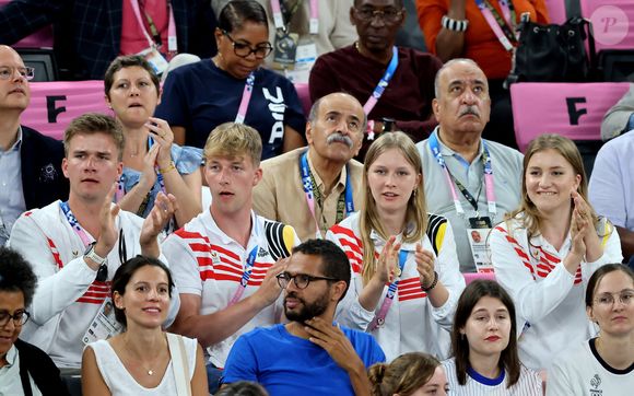 Prince Gabriel de Belgique, Prince Emmanuel de Belgique, Princesse Eléonore de Belgique, Princesse Elisabeth de Belgique en tribunes pendant l'épreuve de basketball féminin Demi-Finale opposant la France à la Belgique (81-75) lors des Jeux Olympiques de Paris 2024 (JO) à l'Arena Bercy, à Paris, France, le 9 août 2024. © Jacovides-Perusseau/Bestimage