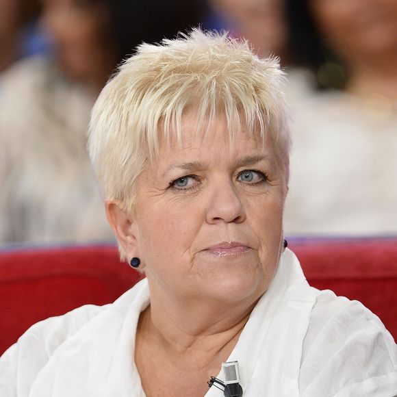 Mimie Mathy répond aux critiques

Mimie Mathy - Enregistrement de l'émission "Vivement Dimanche" à Paris, invité principal Michel Fugain. ©COADIC GUIREC / BESTIMAGE