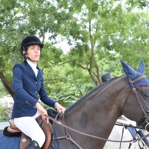 Exclusif - Charlotte Casiraghi - Les cavaliers s'échauffent avant la compétition pendant le Longines Paris Eiffel Jumping au Champ-de-Mars à Paris, le 5 juillet 2015. VEEREN / BESTIMAGE