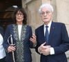 Ils se sont rencontrés en 1989 lors du mariage de la sœur de Sylviane, grâce à l’ami commun Jean-Marc Thibault.

Sylviane Agacinski et son mari Lionel Jospin - Réception de Sylviane Agacinski à l'Académie Française à Paris le 14 Mars 2024. La philosophe Sylviane Agacinski a fait son entrée ce jeudi à l'Académie française. Onzième femme de l'histoire à intégrer l'institution, elle avait été élue en juin 2023. © Bertrand Rindoff / Bestimage