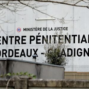 Pierre Palmade vient d'intégrer la maison d'arrêt de Gradignan près de Bordeaux à l'isolement dans le quartier récent (bâtiment blanc) à Gradignan, France, le 9 décembre 2024. © Patrick Bernard/Bestimage