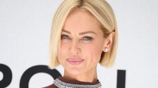 La société d'Adriana Karembeu a pris l'eau, déclarée en liquidation judiciaire… mais la compagne de Marc Lavoine a rebondi !