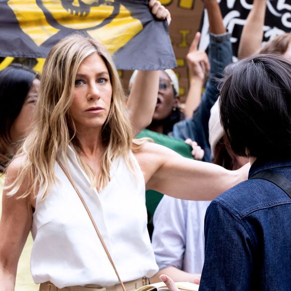 Jennifer Aniston participe à une manifestation contre le changement climatique lors du tournage du Morning Show, New York City, NY, USA le 25 juillet 2024. Photo de Janet Myer/INSTARimages/ABACAPRESS.COM
