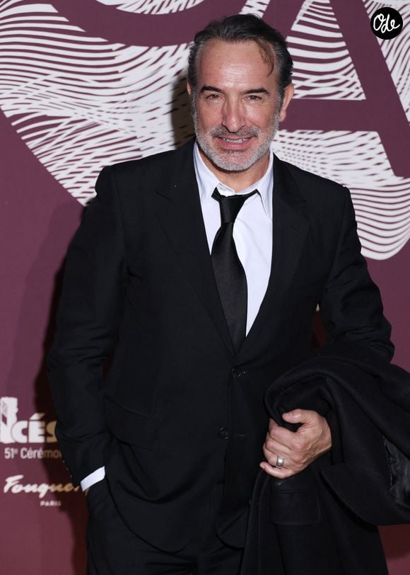 Jean Dujardin au photocall du dîner de la 51ème cérémonie des César au Fouquet's à Paris, France, le 27 février 2026. © Denis Guignebourg/Bestimage