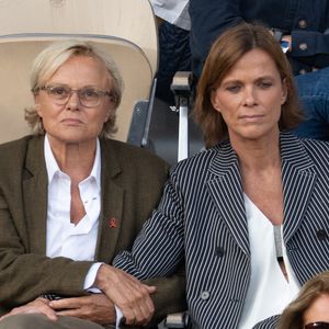 Muriel Robin et son épouse Anne Le Nen assistent au tournoi de Roland Garros 2025 le 8 juin 2025 à Paris, France. Photo by Laurent Zabulon/ABACAPRESS.COM